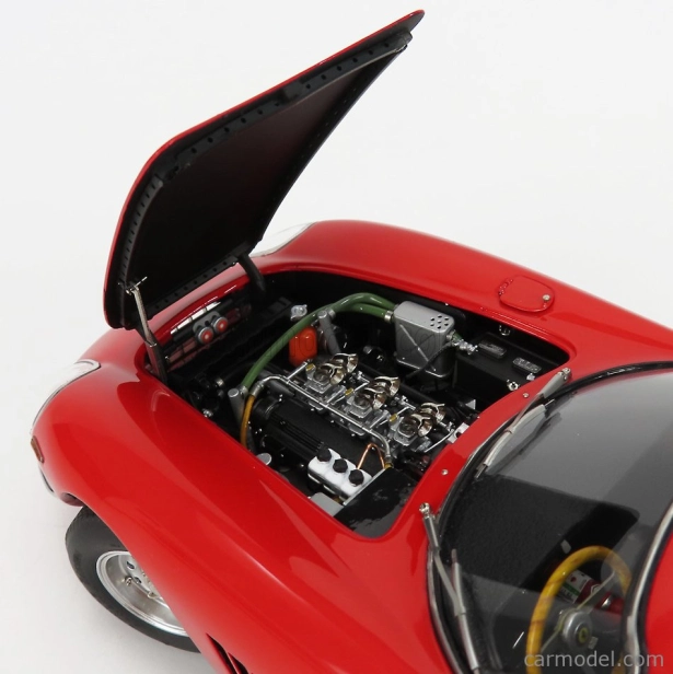 Cmc Ferrari 275 Gtb/c Coupe 1966 1:18 Červená