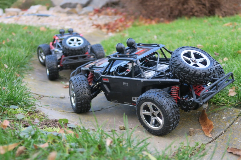 RC auto buggy Subotech, čierna