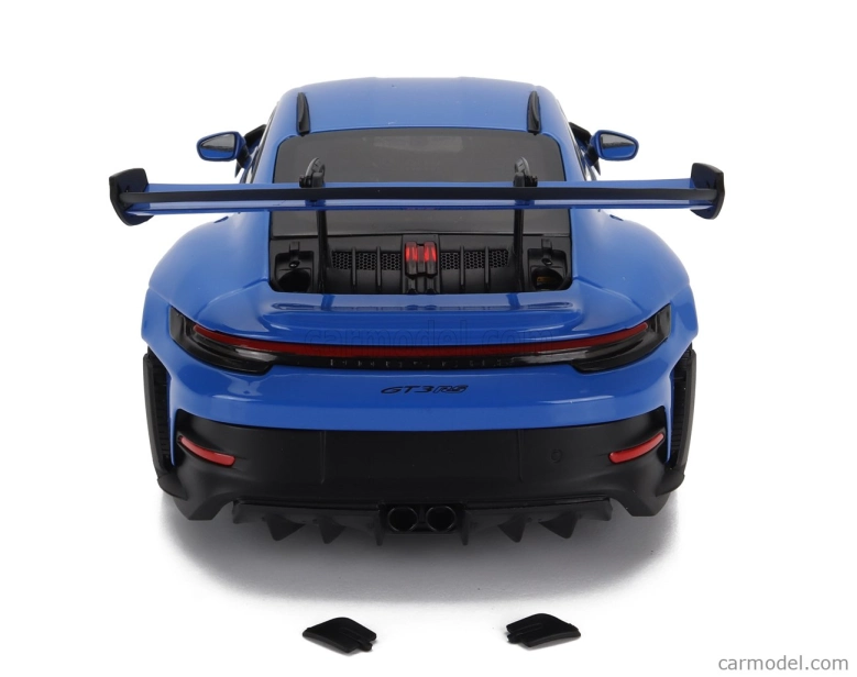 Minichamps Porsche 911 992 Gt3 Rs Coupe 2023 - Silver Rims 1:18 Blue
