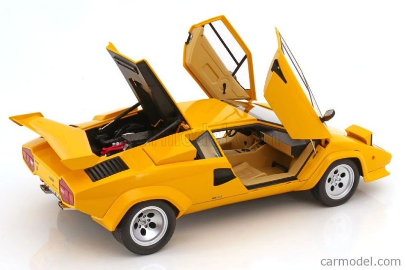 Lamborghini Countach Lp 5000s Qv 1985 v mierke 1:12 žltá