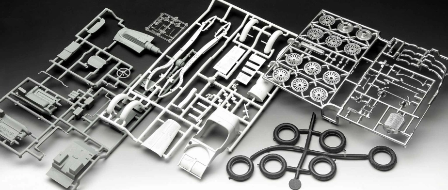 Plastic ModelKit auto 07737 - Mercedes-Benz SSKL (1:32)