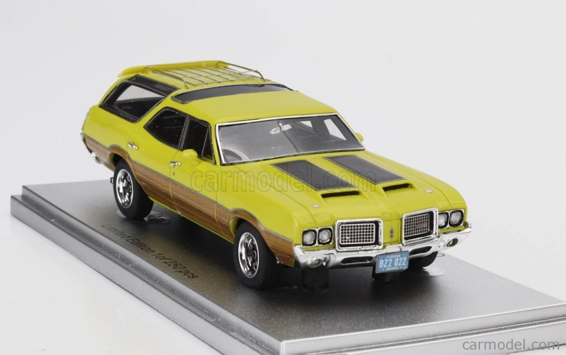 Kess-model Oldsmobile Vista Cruiser 442 Sw Station Wagon 1972 1:43 Yellow Black Wood