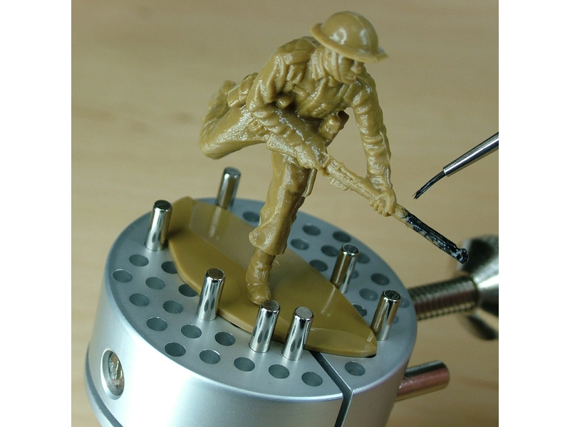 Univerzálny držiak Modelcraft so stojanom