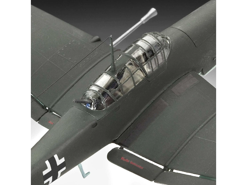 Revell Junkers Ju87 G/D Tank Buster (1:72) (štartovacia súprava)