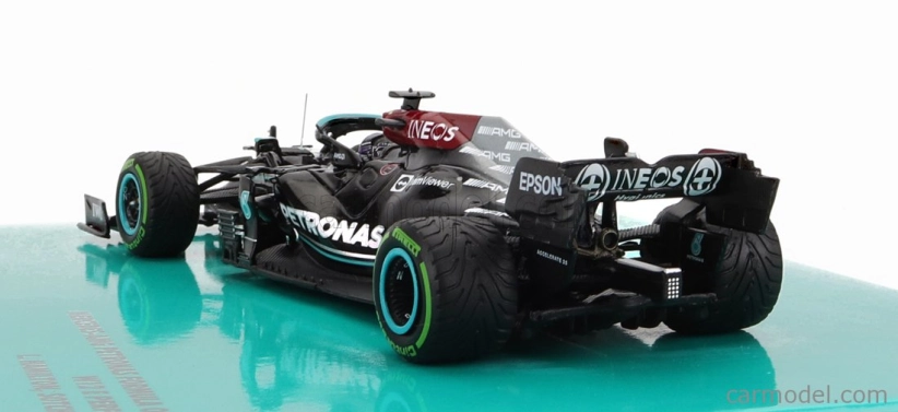 Minichamps Mercedes gp F1 W12 Mercedes M12 Eq Power+ Team Amg Petronas Motorsport Formula One N 44 Winner Sotchi Russian Gp 2021 Lewis Hamilton - 100. víťazstvo F1 1:43 Black Green