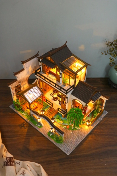 2Kids Toys Miniatúrny domček Poetická vila