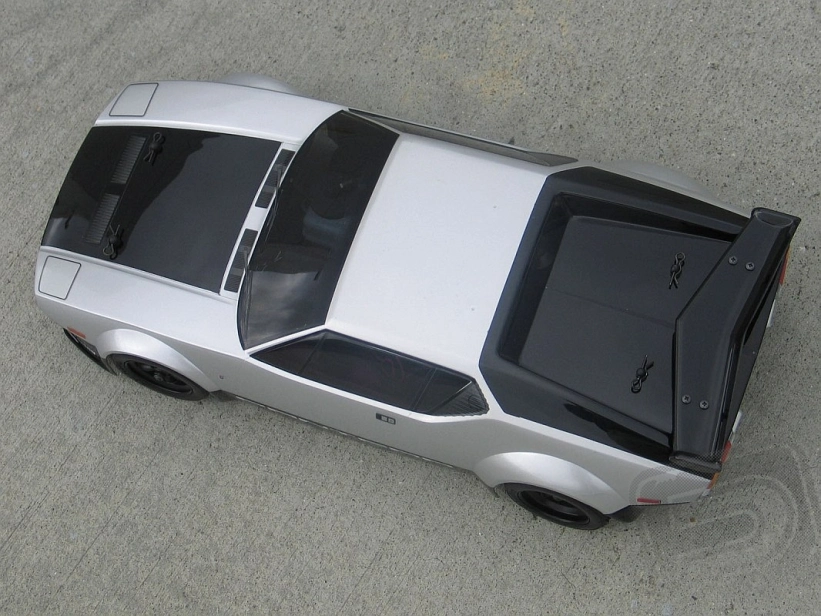 Karoséria číra De Tomaso Pantera (200 mm/vzadu 210 mm/rázvor 255 mm)