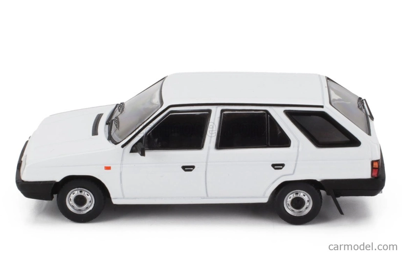 Ixo-models Škoda Forman Sw Station Wagon 1990 1:43 Bílá