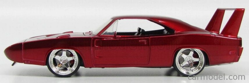 Jada Dodge Dom's Charger Daytona 1969 - Fast & Furious Vi (2012) 1:24 Červená farba