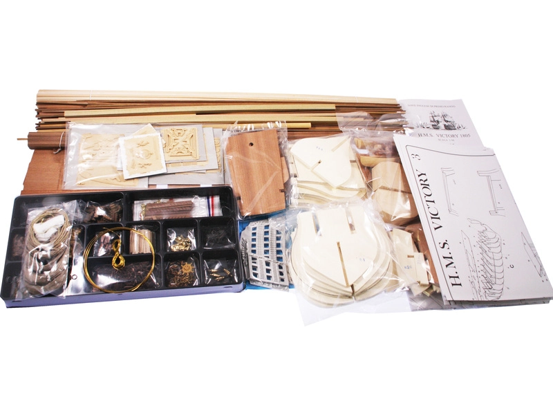 COREL H.M.S. Victory 1765 1:98 kit