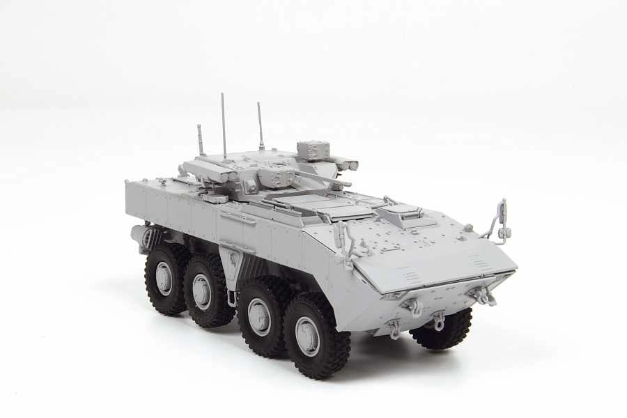 Zvezda BMP Bumerang 8x8 APC (1:72)
