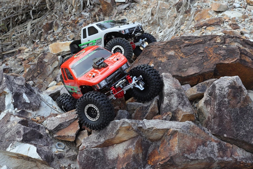 TRACER 1/10 súprava 2,4 GHz, sivá