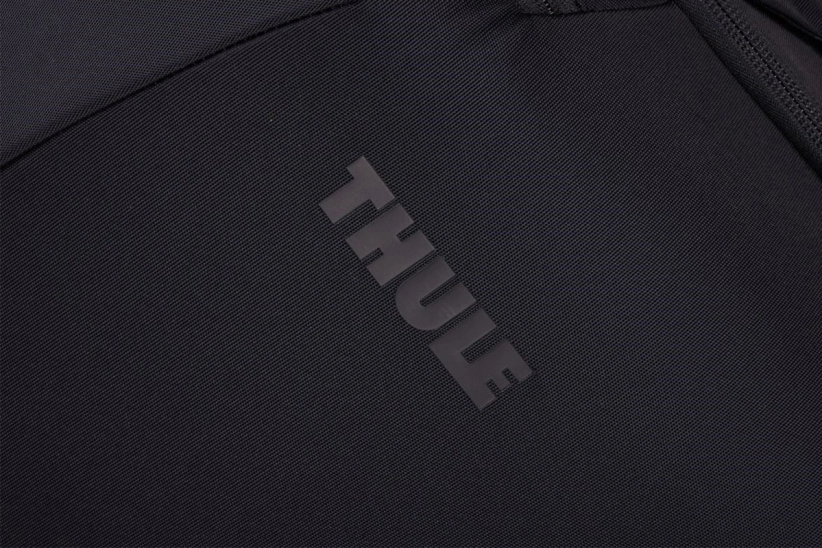 Thule Subterra 2 Spinner 68 cm Clearance TSRS425 - čierna