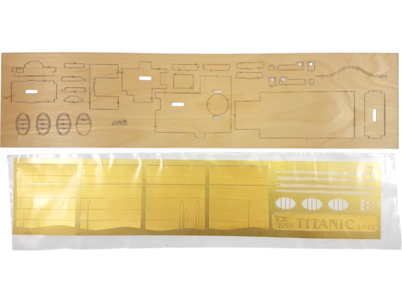 AMATI R.M.S. Titanic 1:250 kit (verze 2025)