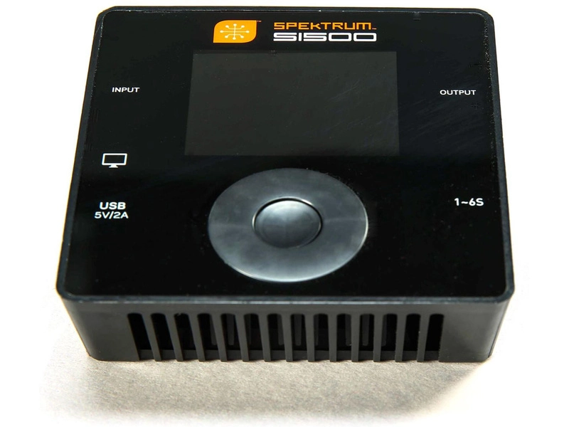 Inteligentná nabíjačka Spektrum S1500 1x500W DC