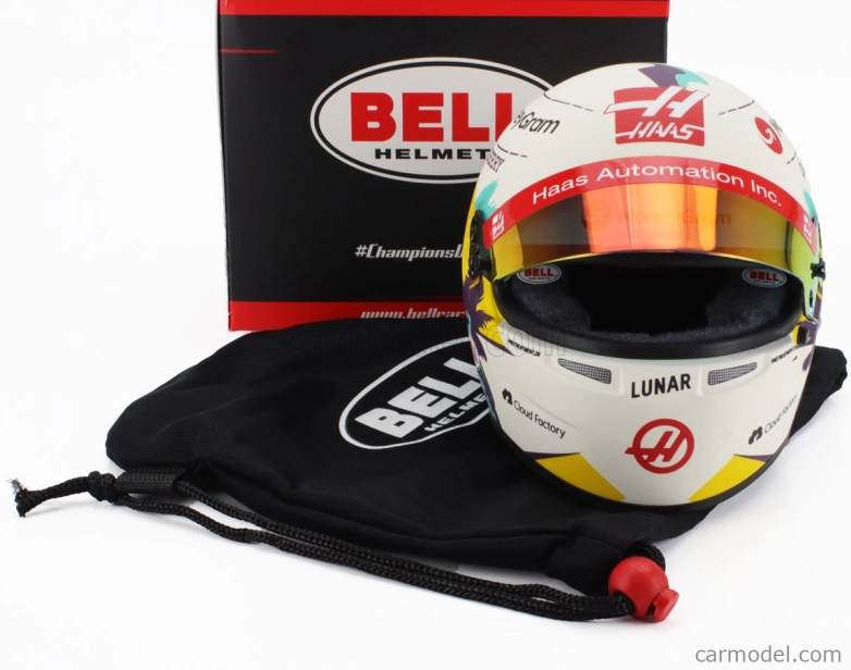 Mini helmet Bell helmet Casco Helmet F1 Kevin Magnussen Team Moneygram Haas N 20 Season 2024 1:2 Bílá