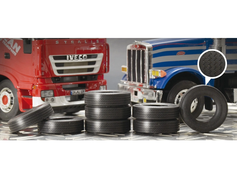 Italeri doplňky - TRUCK RUBBER TYRES (8x) (1:24)