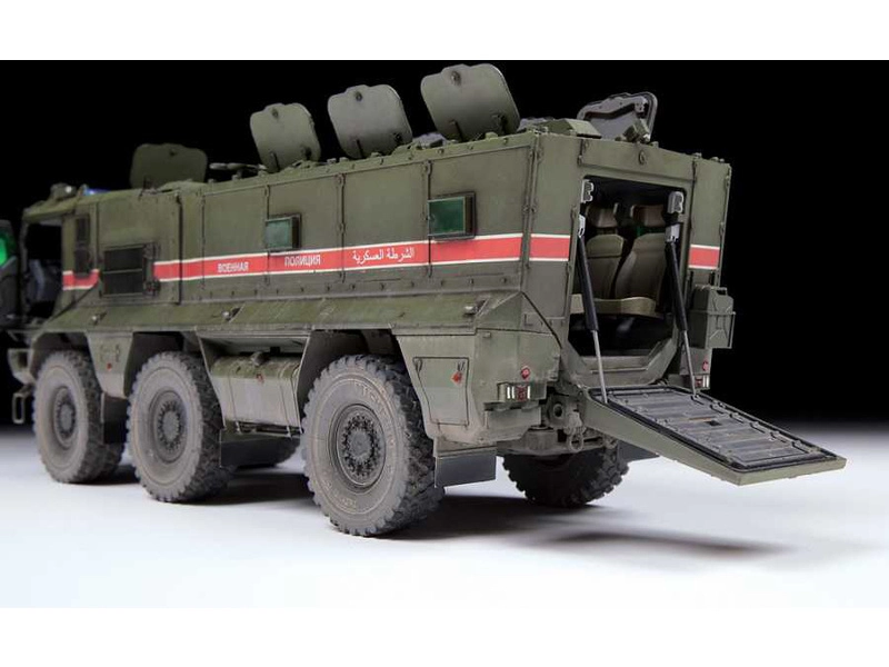 Zvezda Kamaz Typhoon-K 6X6 (1:35)