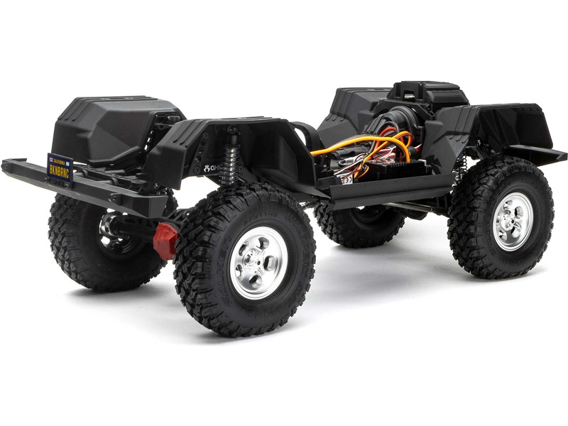 RC auto Axial SCX10 III Early Ford Bronco 4WD 1:10, biele