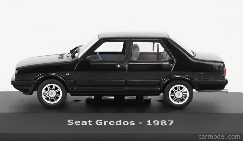 Edicola Seat Gredos 1987 - Con Vetrina - S vitrínou 1:43 Black
