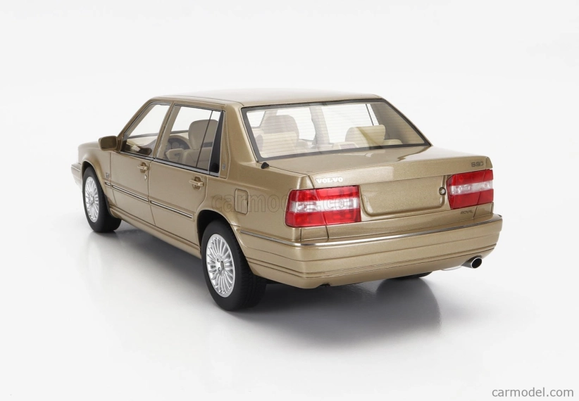 Dna collectibles Volvo S90 1998 1:18 Šampanské