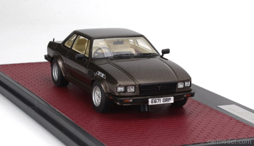 Matrix modely v mierke De tomaso Longchamp Gts/e 1988 1:43 Brown Met