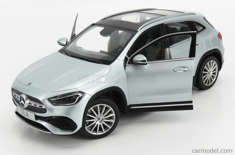 Z-models Mercedes Benz Gla-class (h247) 2020 1:18 Strieborná