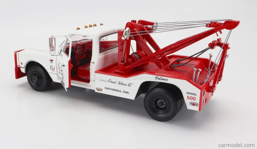 Greenlight Chevrolet C-30 Odtahový vůz 1967 1:18, bílá