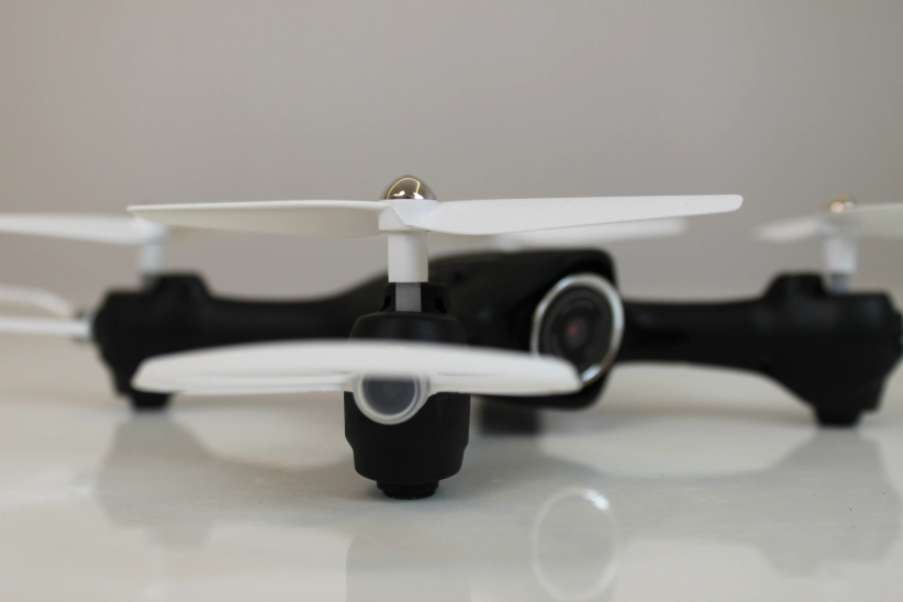 BAZAR - Dron Syma X23W, černá