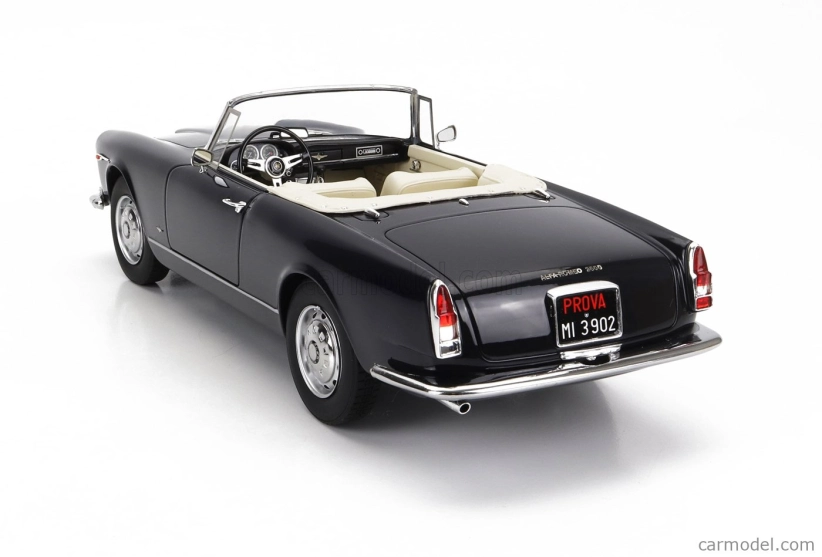 Modely v mierke Alfa romeo 2600 Spider Touring Cabriolet Open 1961 1:18 Black