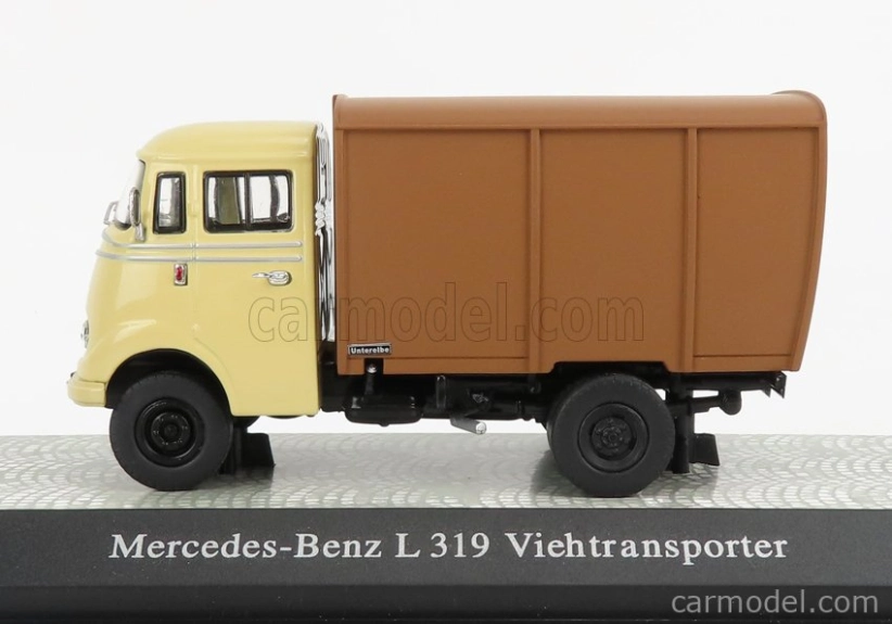 Premium classixxs Mercedes benz L319 Truck Trasporto Bestiame 1955 - Livestock Transporter 1:43 Béžově Hnědá