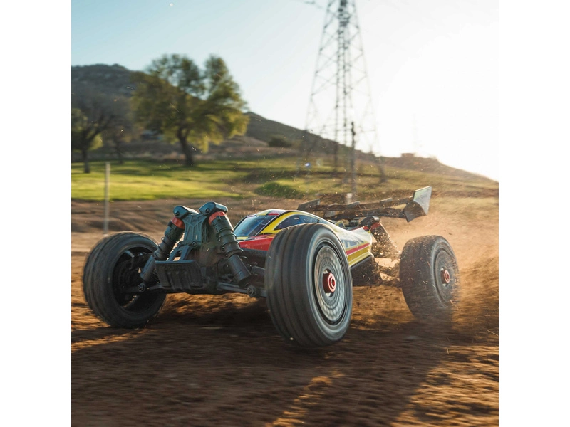 RC auto Arrma Typhon Mega 665 1:8 4WD RTR, červená