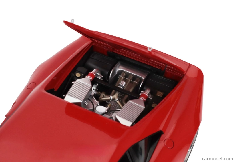 Ferrari 288 Gto 1984 v mierke 1:12 červené