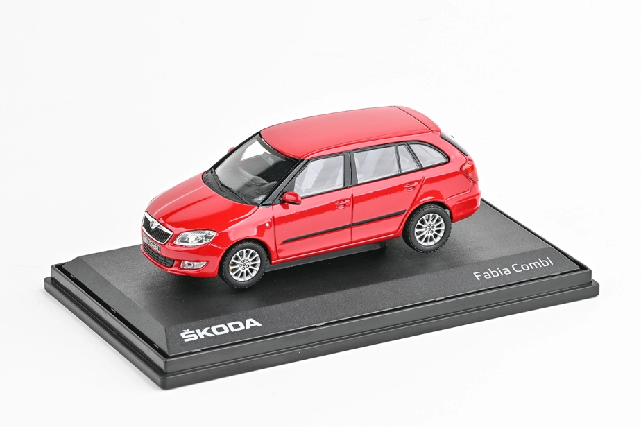 Abrex Škoda Fabia II FL Combi (2013) 1:43 - Červená Corrida