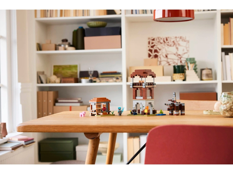 LEGO Minecraft - Základňa dravca a ničiteľa
