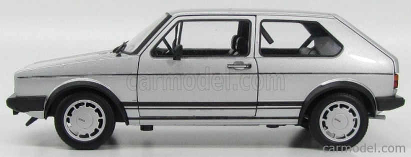 Welly Volkswagen Golf I Gti Pirelli 2-dverový 1983 1:18 Strieborný