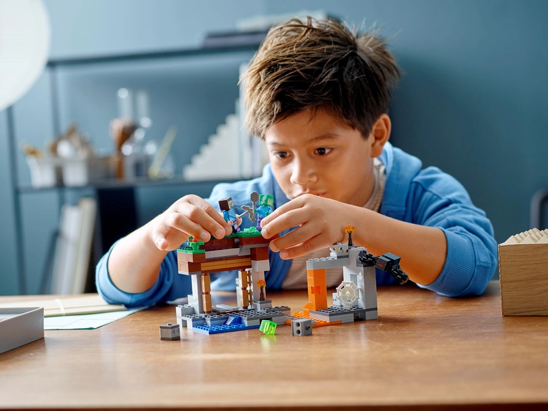 LEGO Minecraft – Opustená baňa