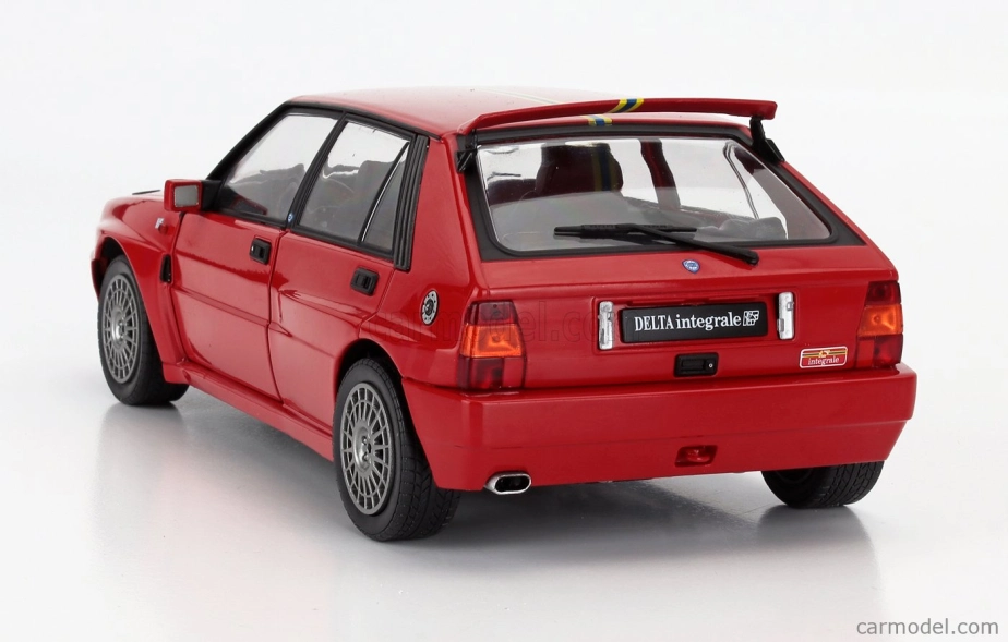 Solido Lancia Delta Hf Integrale 1995 1:18 červená