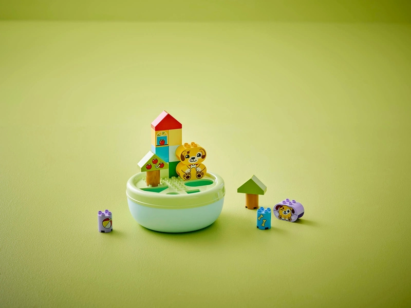 LEGO DUPLO - Triedenie tvarov: Domček pre šteniatka