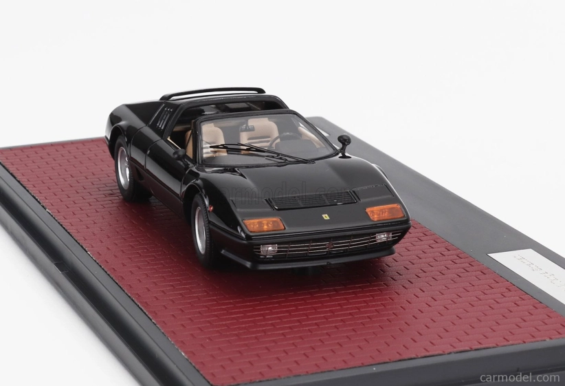 Modely v mierke Matrix Ferrari 512bb Targa Straman 1978 1:43 Black