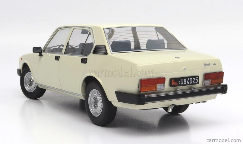 Mitica-diecast Alfa romeo Alfetta Berlina 2000l 1978 1:18 Ivory 103