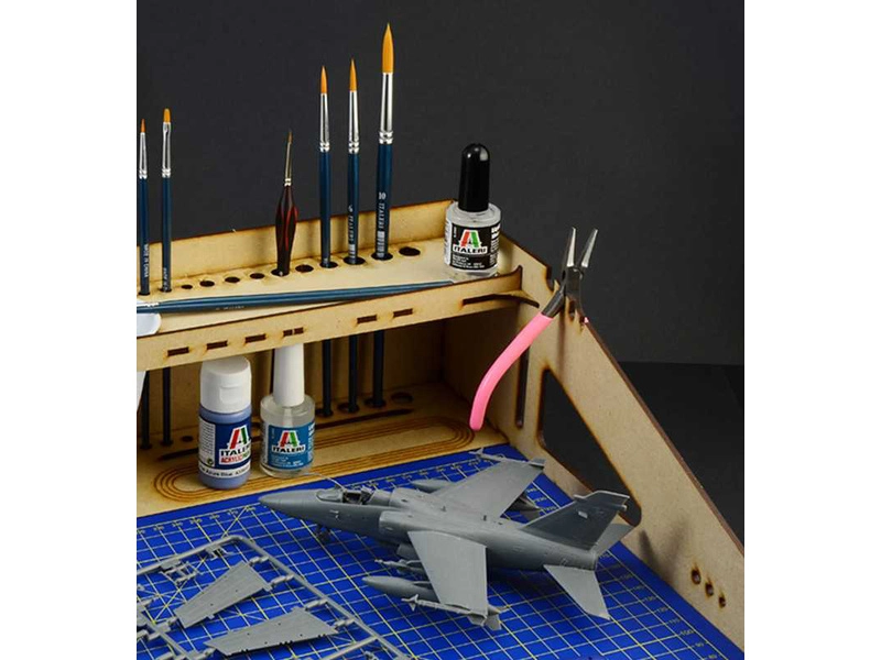 Italeri pracovná stanica