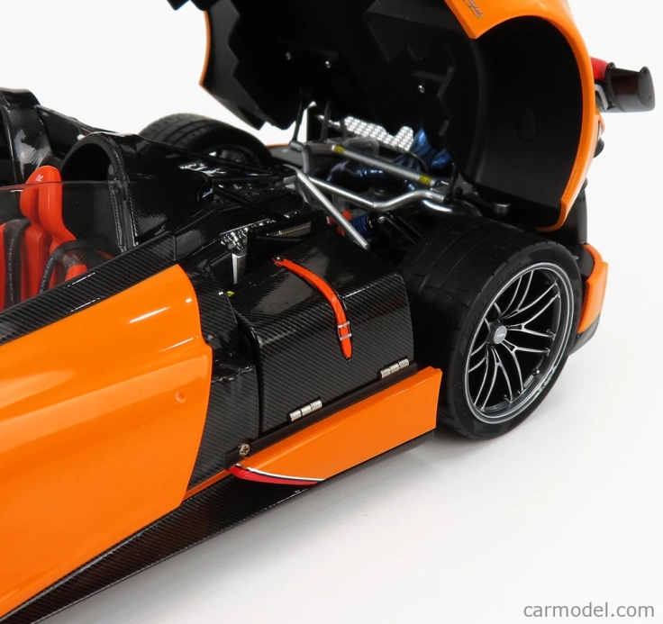 LCD model Pagani Huayra Bc Roadster N 20 2017 1:18 Orange Black