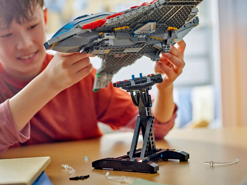 LEGO Marvel - Avengers: Age of Ultron Quinjet Fighter