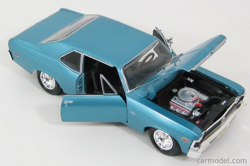 Maisto Chevrolet Nova Ss Coupe 1970 1:24 svetlo-modrá met