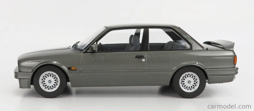 Kk-scale BMW 3-series 320is Italy M3 (e30) 1989 1:18 Grey Met