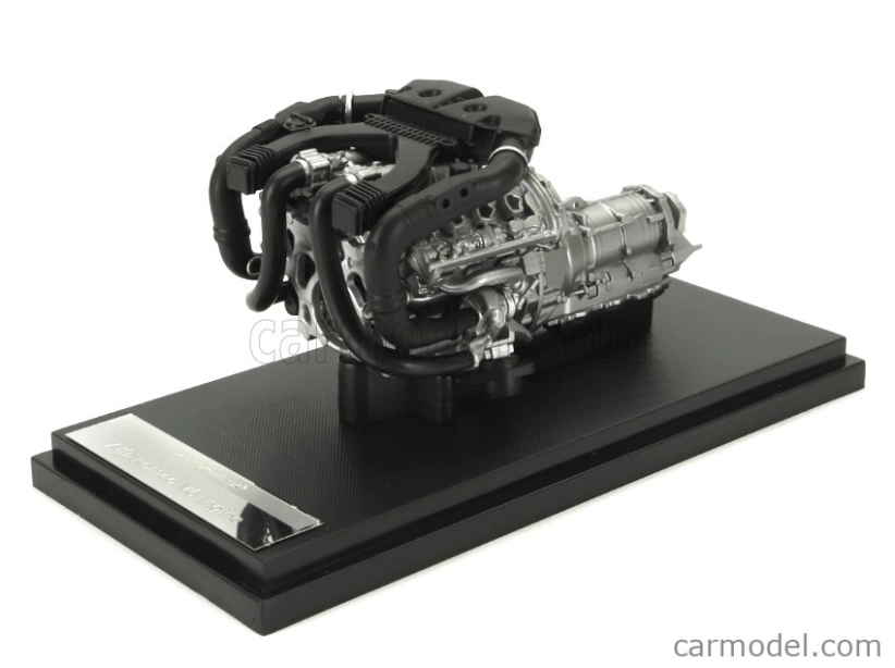 Motorhelix Alfa romeo Giulia Gtam s motorom a príslušenstvom 2021 1:18 Red Met