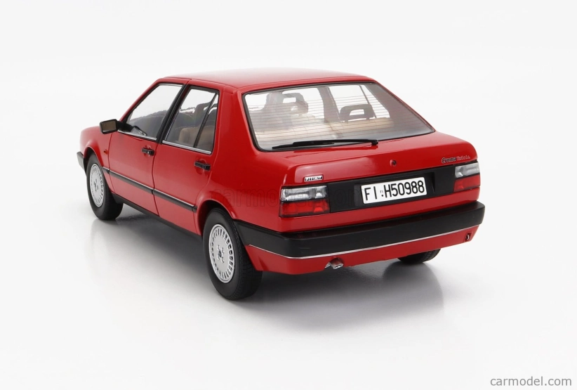 Mitica-diecast Fiat Croma 2.0 Turbo Ie 1988 1:18 Red Rosso Corsa 854