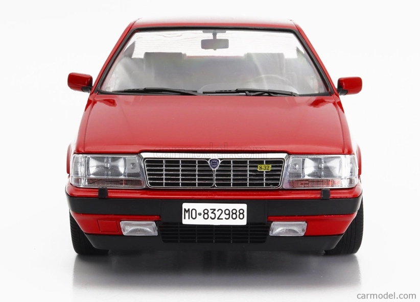 Mitica-diecast Lancia Thema 8.32 Ferrari 2s 1988 - s otvoreným zadným krídlom 1:18 Ferrari Red