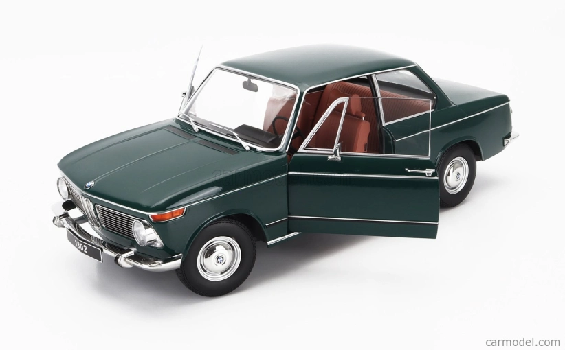 BMW 1802 radu 1 1967 v mierke 1:12 zelená